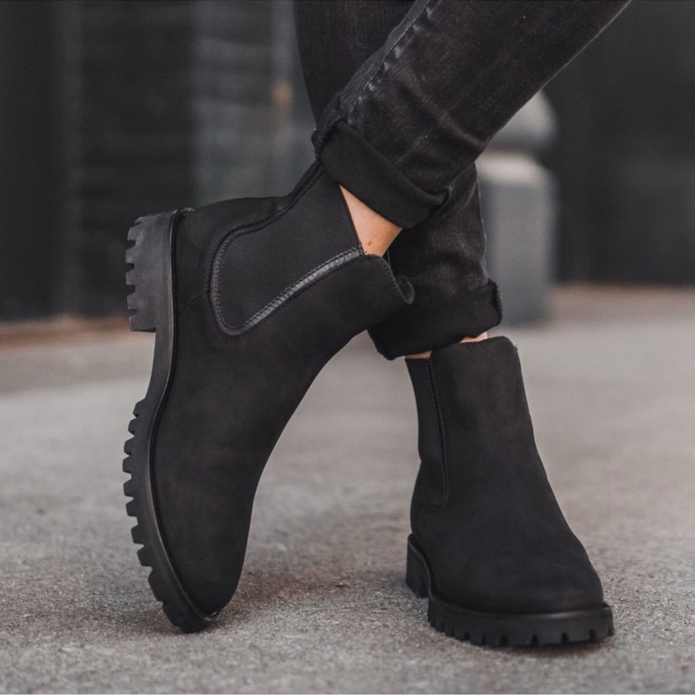 Thursday Boot Company Legend Women’s Chelsea Ankle Boots